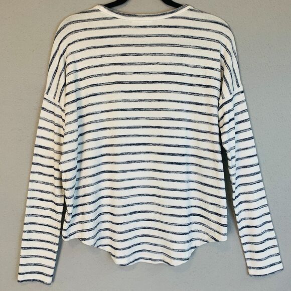 Rag & Bone Striped Long Sleeve Tee Size Medium Blue White Relaxed Fit Casual - Picture 2 of 8